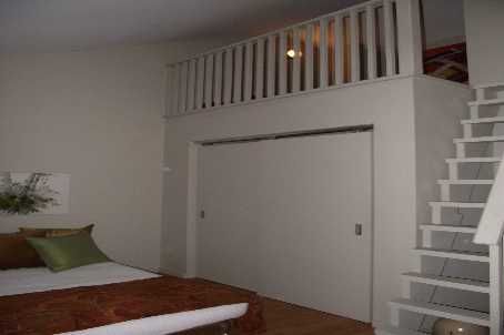 42 Berryman St, Toronto, M5R1M6 | Image 3