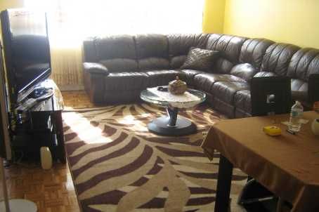 414 - 555 Wilson Heights Blvd, Toronto, M3H6B5 | Image 2