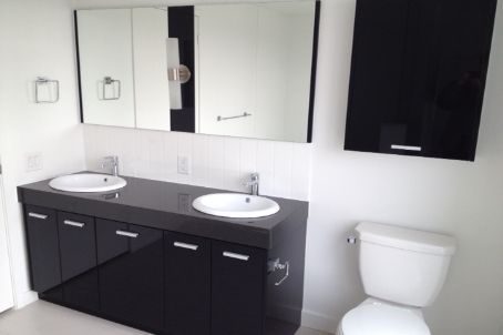 Th6 - 25 Singer Crt, Toronto, M2K0B5 | Image 2