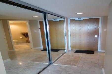 3013 - 38 Elm St, Toronto, M5G2K5 | Image 3