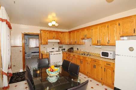 18 Foxley St, Toronto, M6J1R1 | Image 3