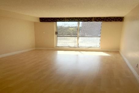 204 - 96 Fifeshire Rd, Toronto, M2L2X9 | Image 2