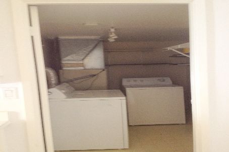 204 - 96 Fifeshire Rd, Toronto, M2L2X9 | Image 3