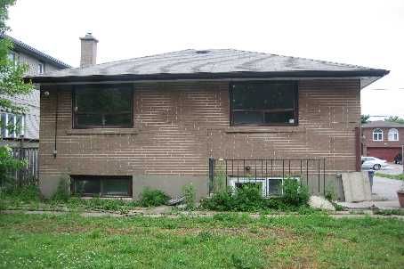 245 Patricia Ave, Toronto, M2M1J7 | Image 3