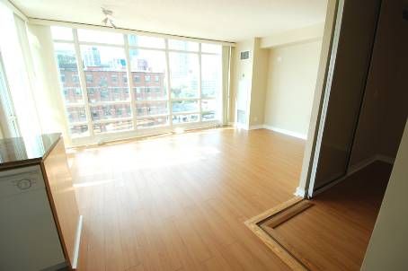 806 - 397 Front St W, Toronto, M5V3S1 | Image 2