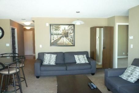 810 - 81 Navy Wharf Crt, Toronto, M5V3S2 | Image 2