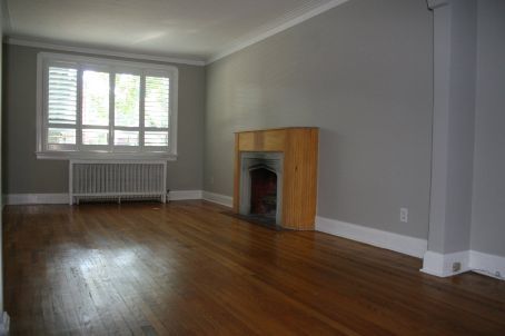 317 Sutherland Dr, Toronto, M4G1J6 | Image 2