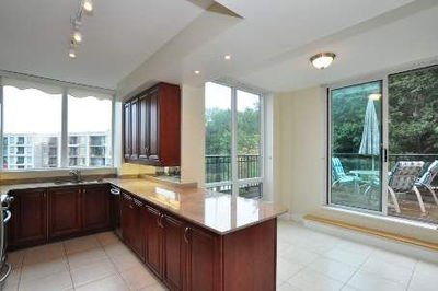 Unit 805 — 38 William Carson Cres, Toronto - St. Andrew-Windfields image-0-3