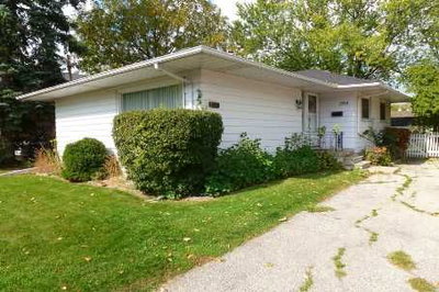 Detached House sold at 288 Connaught Avenue, Toronto, Ontario, M2R2L9 - Newtonbrook West - MLS: C2480643