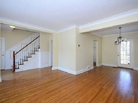 220 Roe Ave, Toronto, M5M2J4 | Image 3