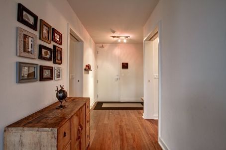 605 - 60 Bathurst St, Toronto, M5V2P4 | Image 2