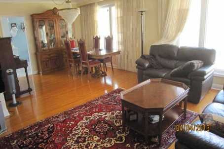 122 Hove St, Toronto, M3H4Z7 | Image 3