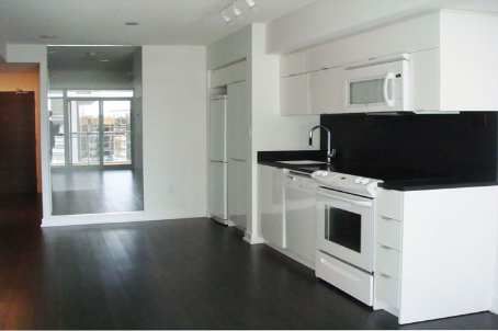 706 - 151 Dan Leckie Way, Toronto, M5V4B2 | Image 2