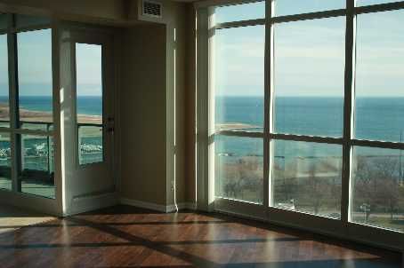 2104 - 215 Fort York Blvd, Toronto, M5V4A2 | Image 3