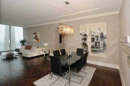 3905 - 183 Wellington St W, Toronto, M5V0A1 | Image 3