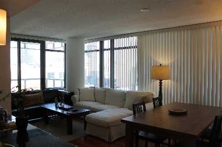 508 - 38 Grenville St, Toronto, M4Y1A5 | Image 3