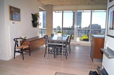 Unit 909 — 318 King St, Toronto - Moss Park image-0-0