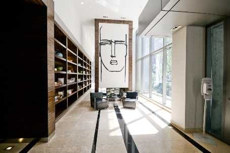 4404 - 38 Grenville St, Toronto, M4Y1A5 | Image 2