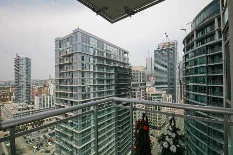 2703 - 381 Front St W, Toronto, M5V3R8 | Image 2