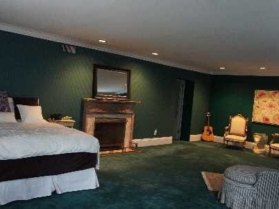 382 Old Yonge St, Toronto, M2P 1R4 | Image 2