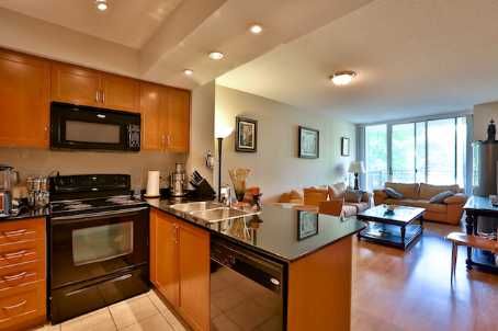 222 - 38 William Carson Cres, Toronto, M2P2H2 | Image 2