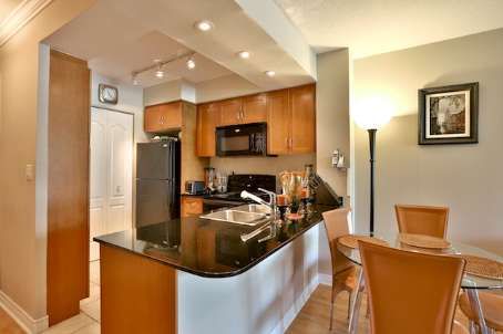 222 - 38 William Carson Cres, Toronto, M2P2H2 | Image 3