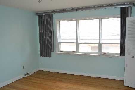 Room1