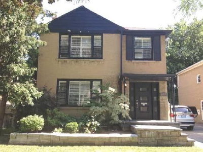 Semi-Detached House sold at 207 Bayview Heights Drive, Toronto, Ontario, M4G2Z4 - Leaside - MLS: C2739051
