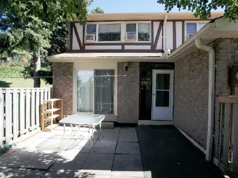 11 Sand Fernway, Toronto, M2J4N7 | Image 2