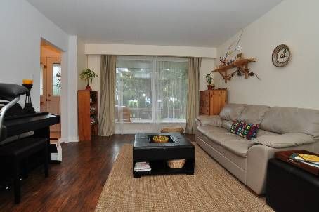 38 Logandale Rd, Toronto, M2N4H4 | Image 3