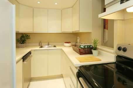 6B - 570 Wellington St W, Toronto, M5V2X5 | Image 3
