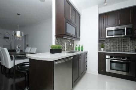 2804 - 35 Balmuto St, Toronto, M4Y0A3 | Image 2