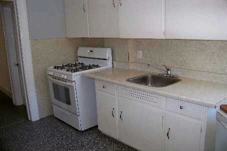 35 Mount Royal Ave, Toronto, M6H2S2 | Image 3