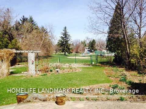 222 Cummer Ave, Toronto, M2M 2E7 | Image 2