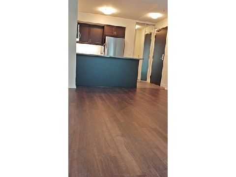 1007 - 19 Grand Trunk Cres, Toronto, M5J 3A3 | Image 3