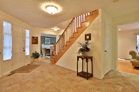 70 Mossgrove Tr, Toronto, M2L2W3 | Image 2