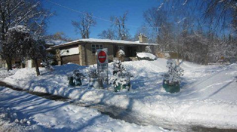 122 Hove St, Toronto, M3H4Z7 | Image 2