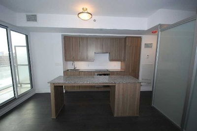 Unit 805 — 426 University Ave, Toronto - Bay Street Corridor image-0-1