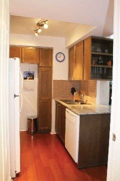 2202 - 763 Bay St, Toronto, M5G2R3 | Image 3