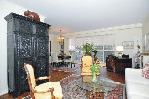 Room1