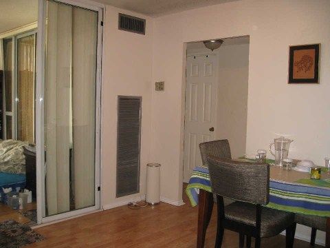 1907 - 55 Centre Ave, Toronto, M5G2H5 | Image 3