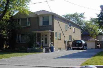 Semi-Detached House leased at 207 Bayview Heights Drive, Toronto, Ontario, M4G2Z4 - Leaside - MLS: C287898