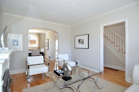39 Brentcliffe Rd, Toronto, M4G 3Y4 | Image 3