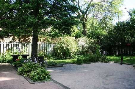 22 Denlow Blvd, Toronto, M3B1P4 | Image 2