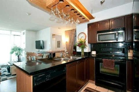 322 - 231 Fort York Blvd, Toronto, M5V1B2 | Image 2