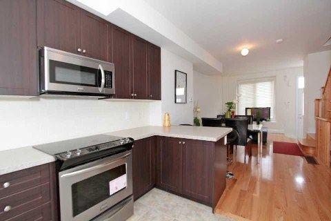 38 Raffeix Lane, Toronto, M5A3P1 | Image 3