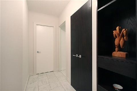 1002 - 71 Simcoe St, Toronto, M5J2S9 | Image 2