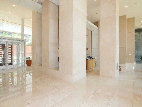 810 - 81 Navy Wharf Crt, Toronto, M5V3S2 | Image 2