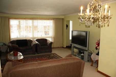 Main - 10 Clipper Rd, Toronto, M2J4C9 | Image 2