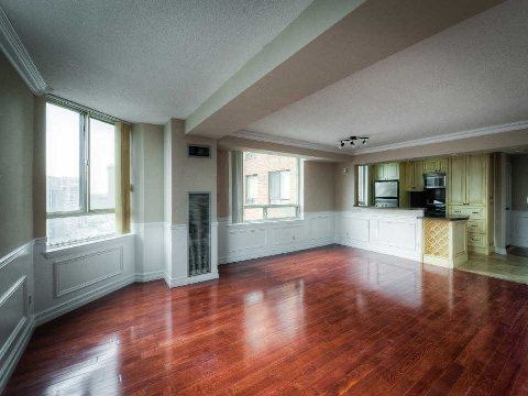 2011 - 633 Bay St, Toronto, M5G2G4 | Image 3